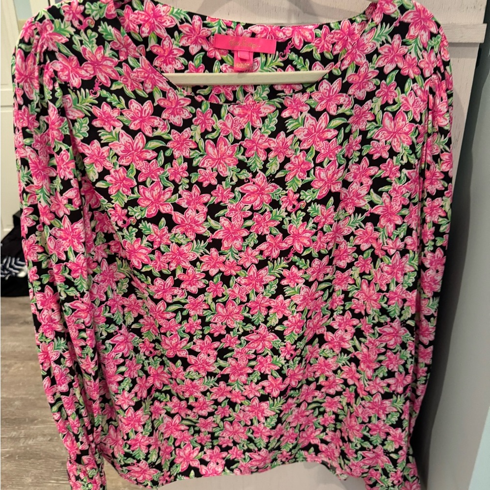 Lilly Pulitzer Lambert Blouse Pink & Black Floral Excellent condition